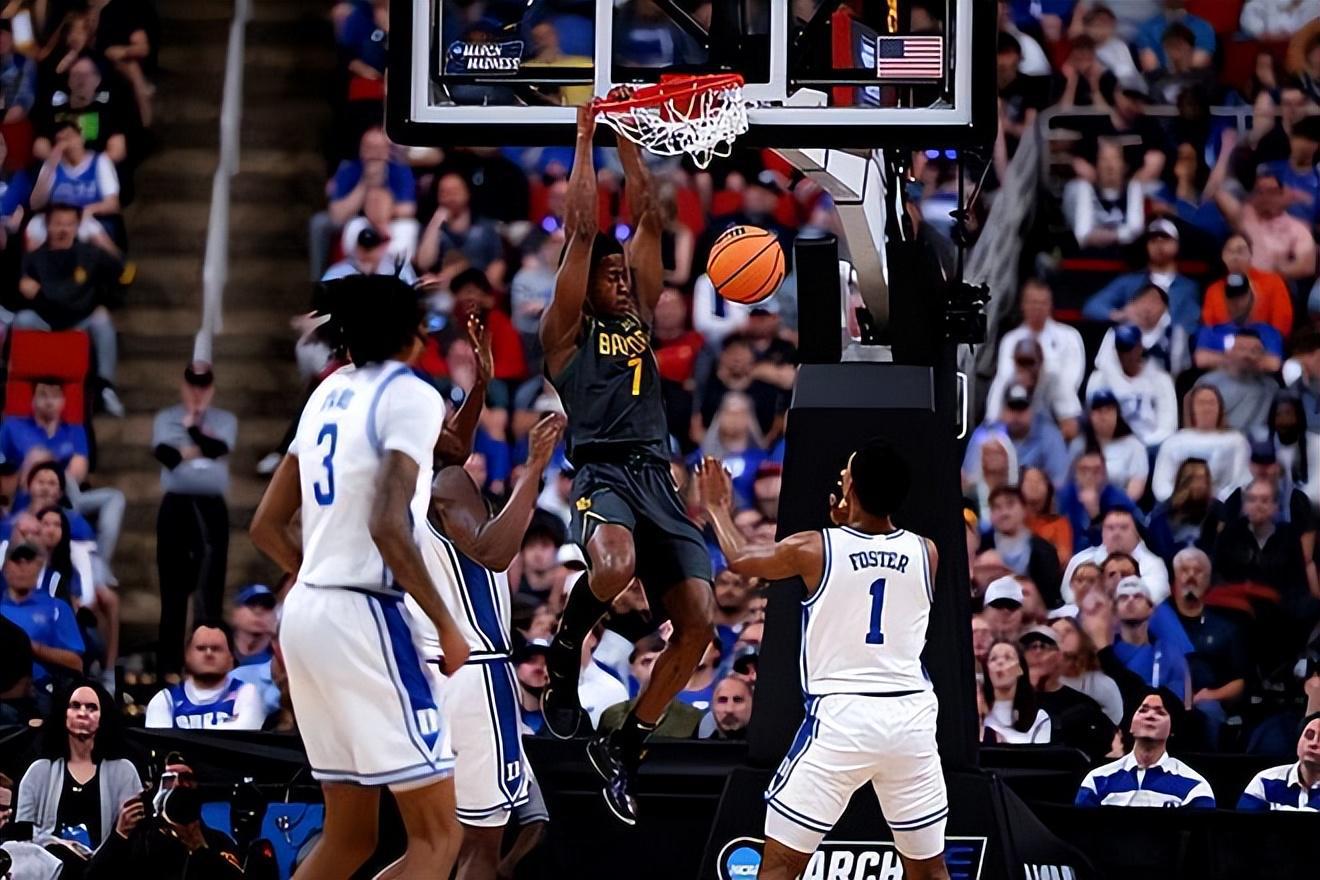 爵士对罗格斯大一锋线很感兴趣，但他对加盟爵士和76人有很大顾虑